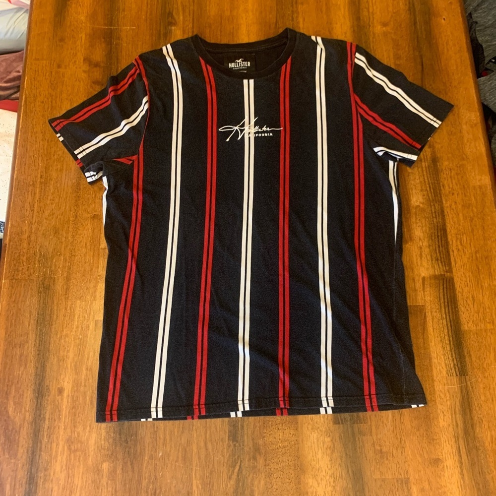 Hollister T-shirt Men’s XL Black with Red White Stripes Short Sleeve 100%cotton - Picture 1 of 7
